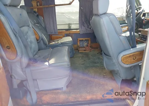 1992 GMC Rally Wagon / Van G2500 from USA, damaged, VIN 1GDEG25K1N7502078